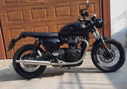 Triumph Bonneville T100 (2021 - 24) usata