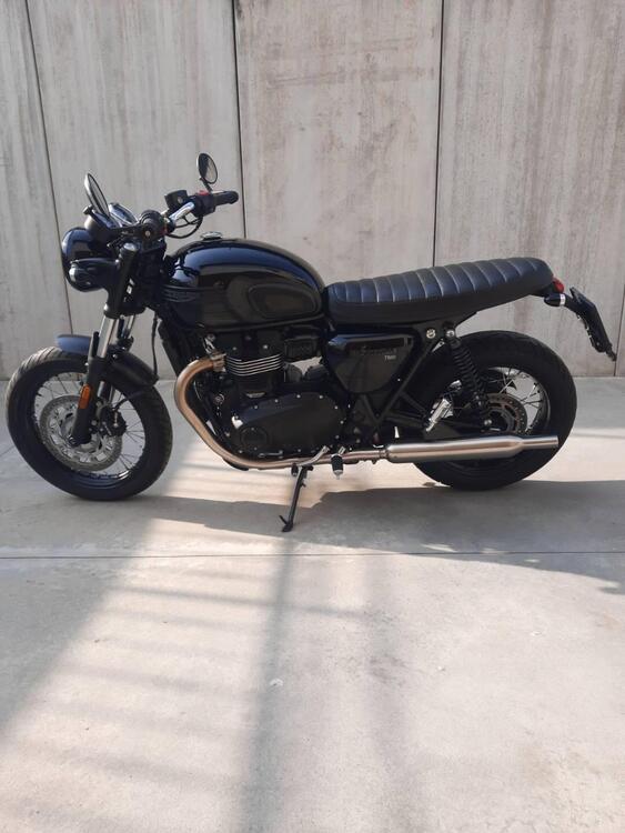 Triumph Bonneville T100 (2021 - 24) (2)