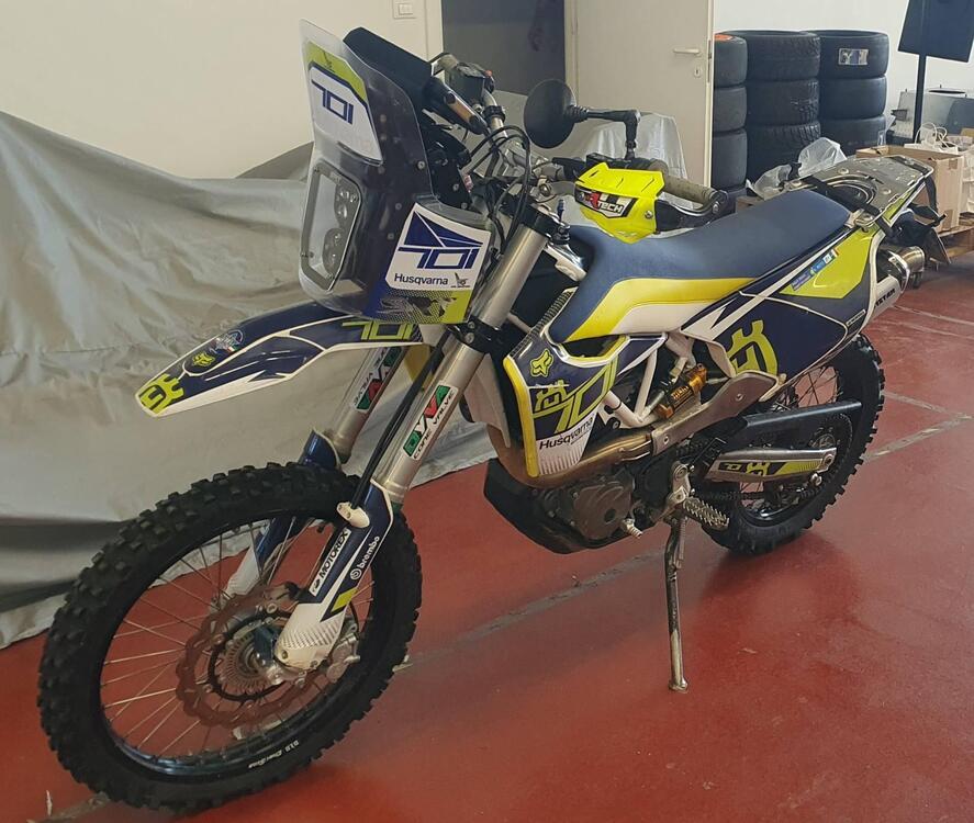 Husqvarna 701 Enduro (2017 - 19) (4)