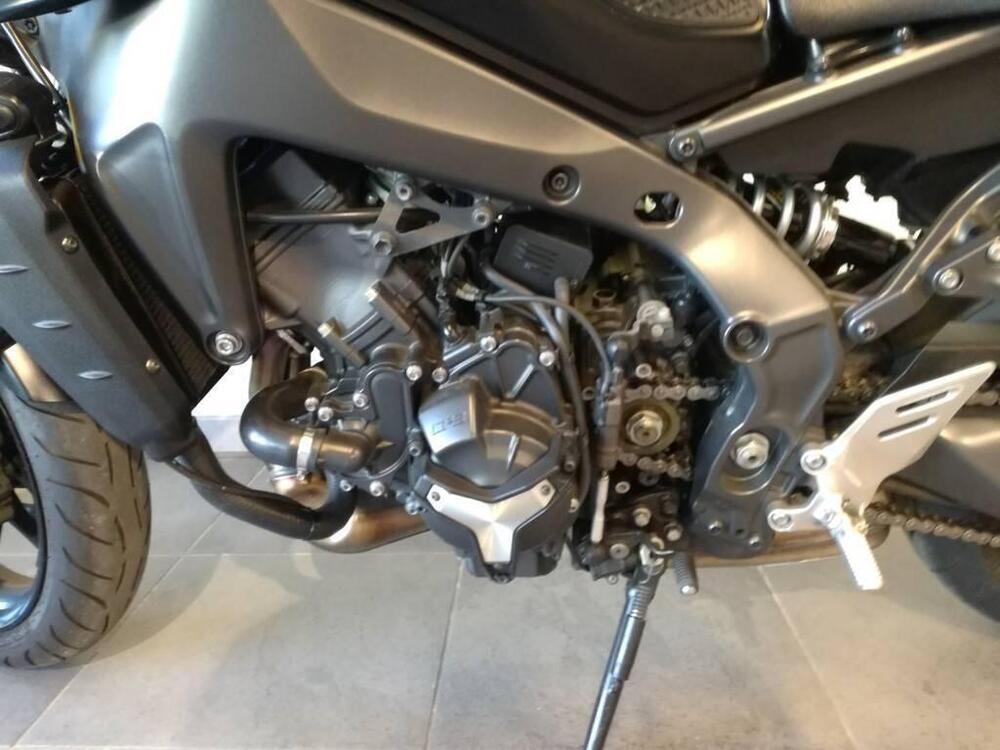 Yamaha MT-09 (2021 - 23) (5)