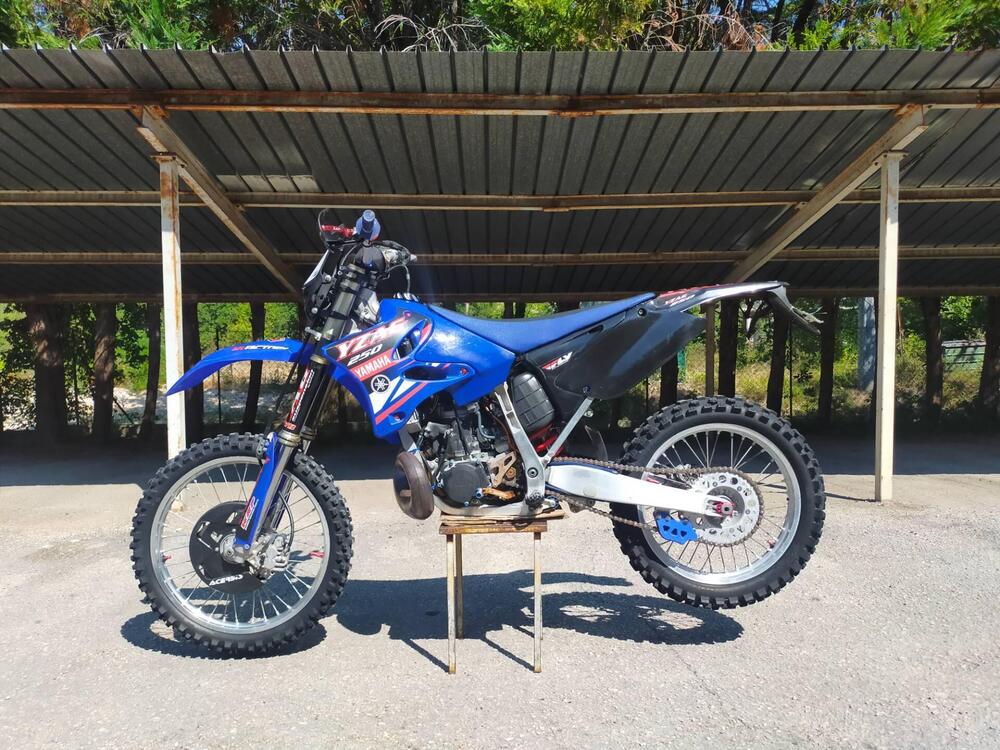 Yamaha YZ 250 (2008) (5)