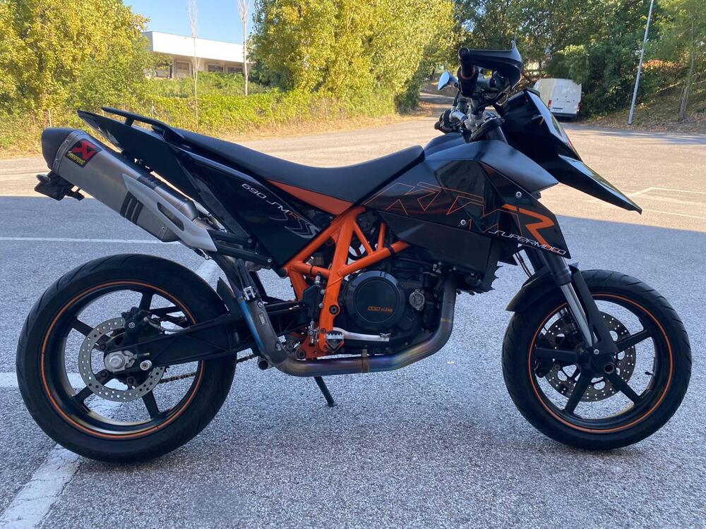 KTM 690 Supermoto