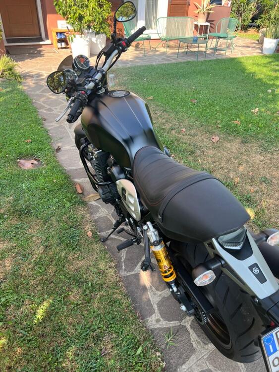 Yamaha XJR 1300 (2015 - 17) (4)