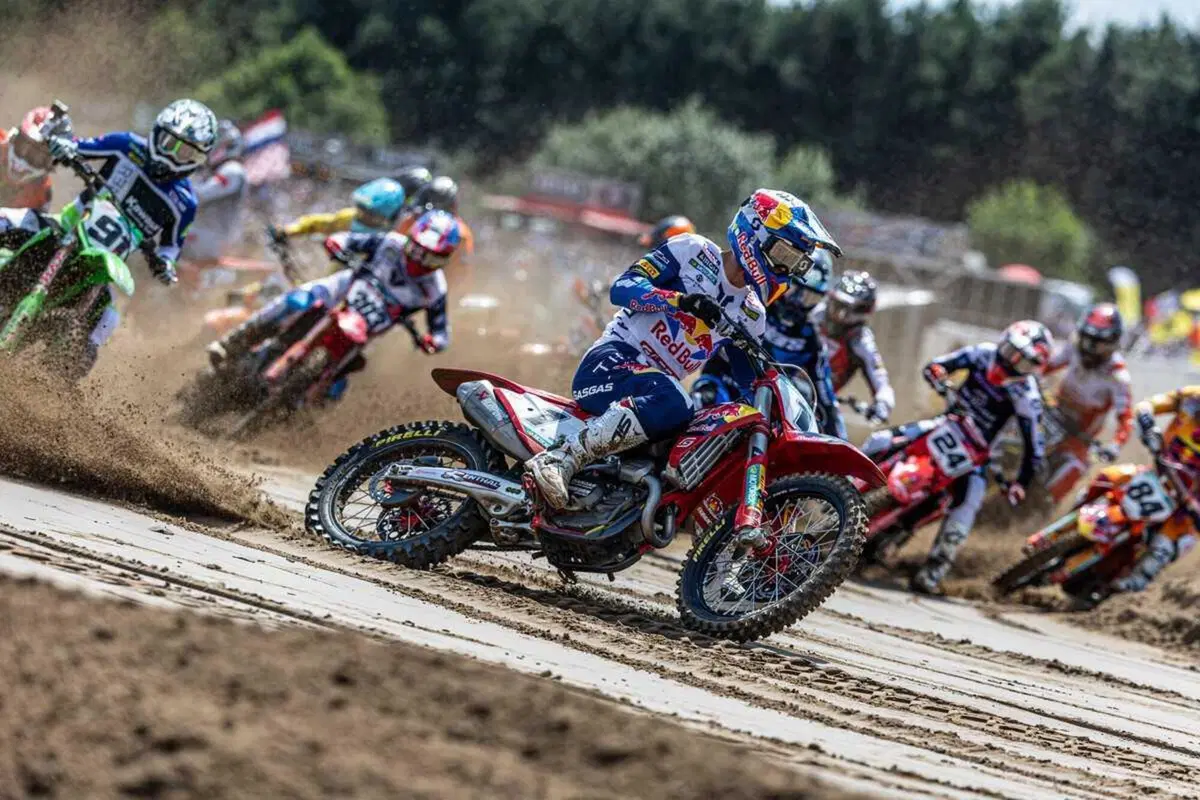 MXGP #15 Sabato FLASH. Manteniamo le distanze, per favore [GALLERY] (26)