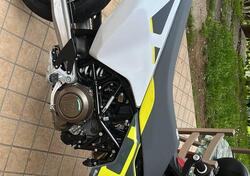 Husqvarna 701 Supermoto (2022) usata