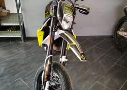 Husqvarna 701 Supermoto (2017 - 19) usata