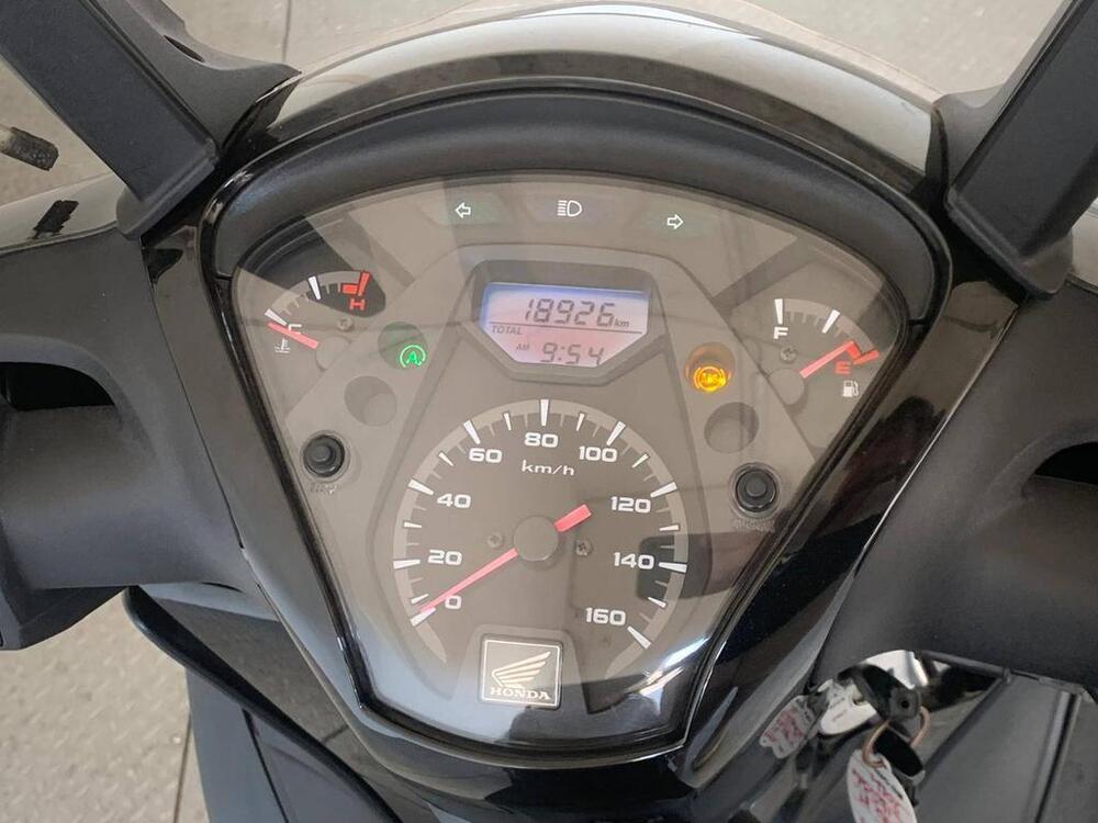 Honda SH 150 i ABS (2013 - 16) (4)