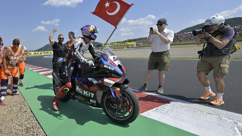 SBK 2024. Toprak piega le Ducati ufficiali e vince anche Gara2: un record nel record