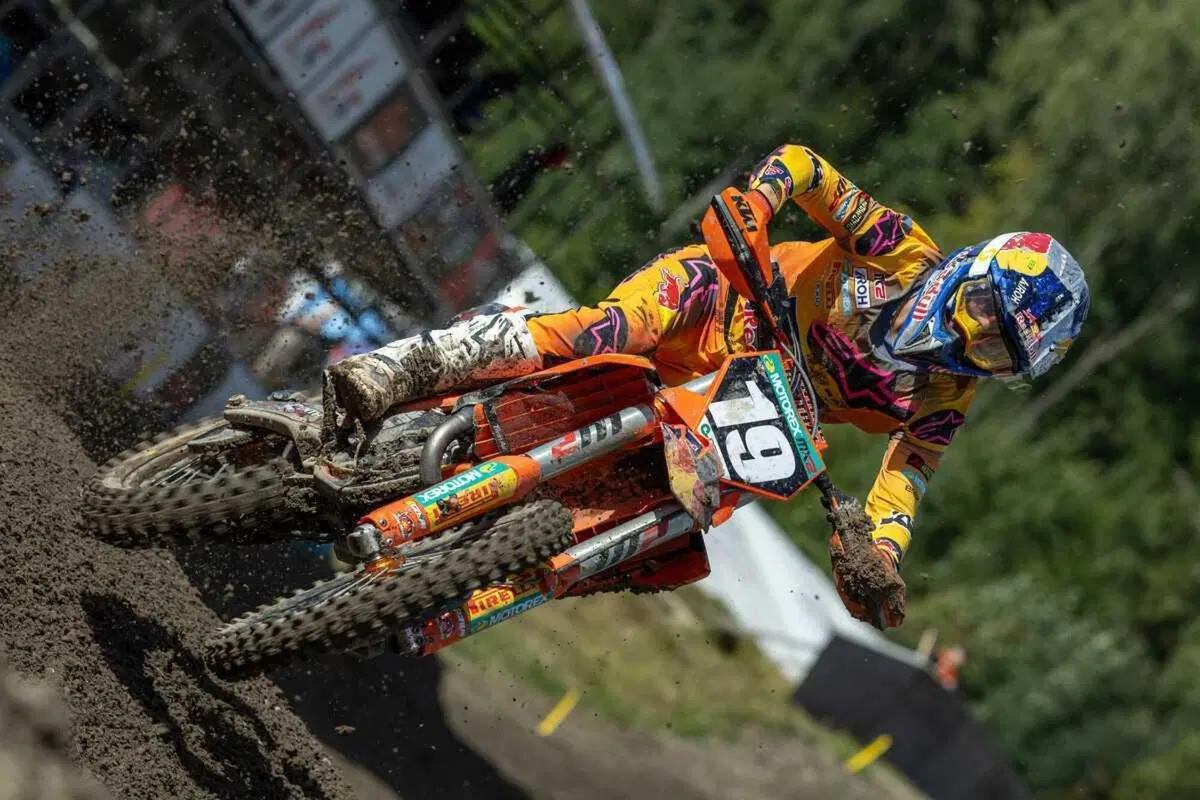 MXGP #15 Sabato FLASH. Manteniamo le distanze, per favore [GALLERY] (9)