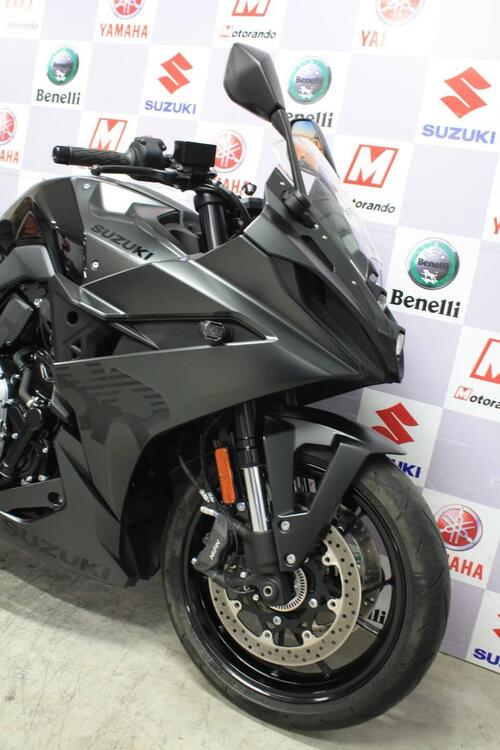 Suzuki GSX-8R (2024) (3)