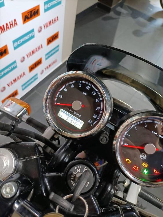 Royal Enfield Interceptor 650 (2021 - 24) (2)