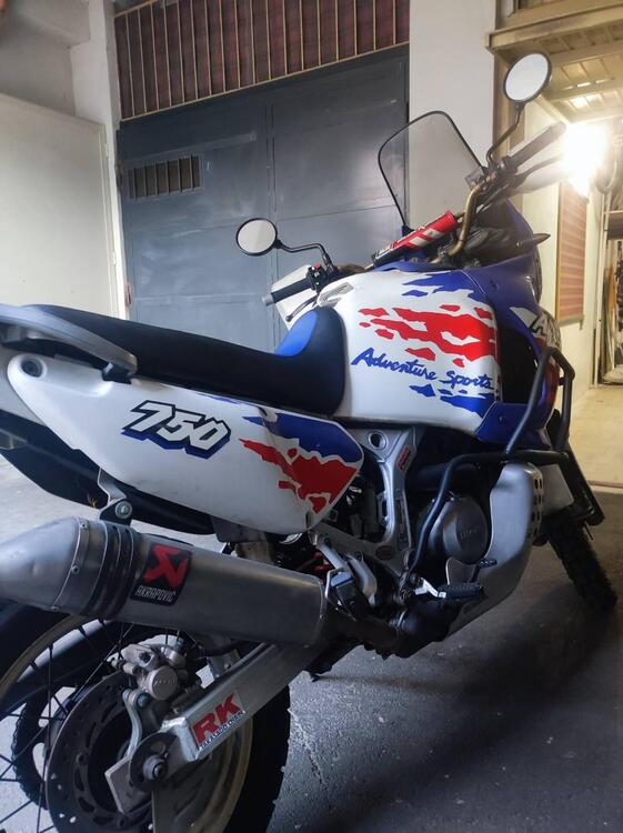 Honda Africa Twin XRV 750 (1993 - 95) (2)