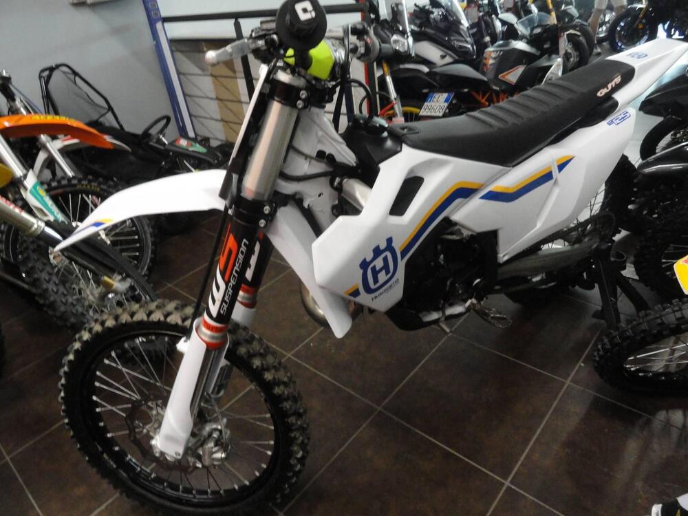 Husqvarna TC 125 (2023) (4)