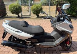 Kymco Xciting 300i R (2007 - 14) usata