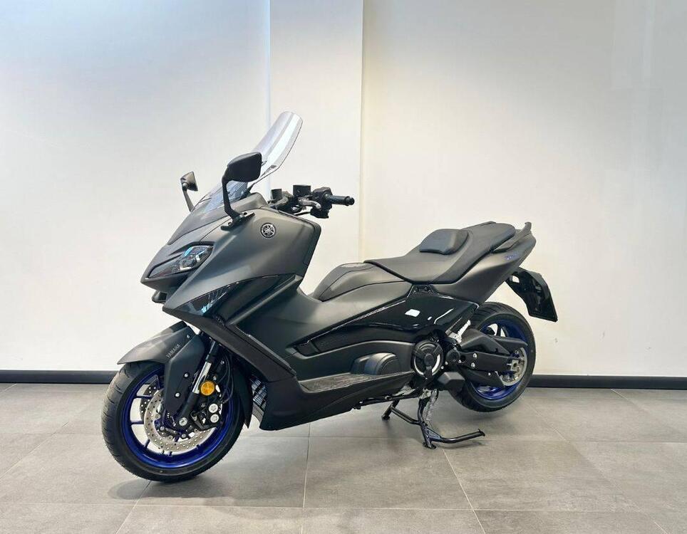 Yamaha T-Max 560 (2022 - 24) (4)