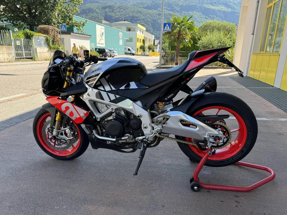 aprilia v4 tuono 1100