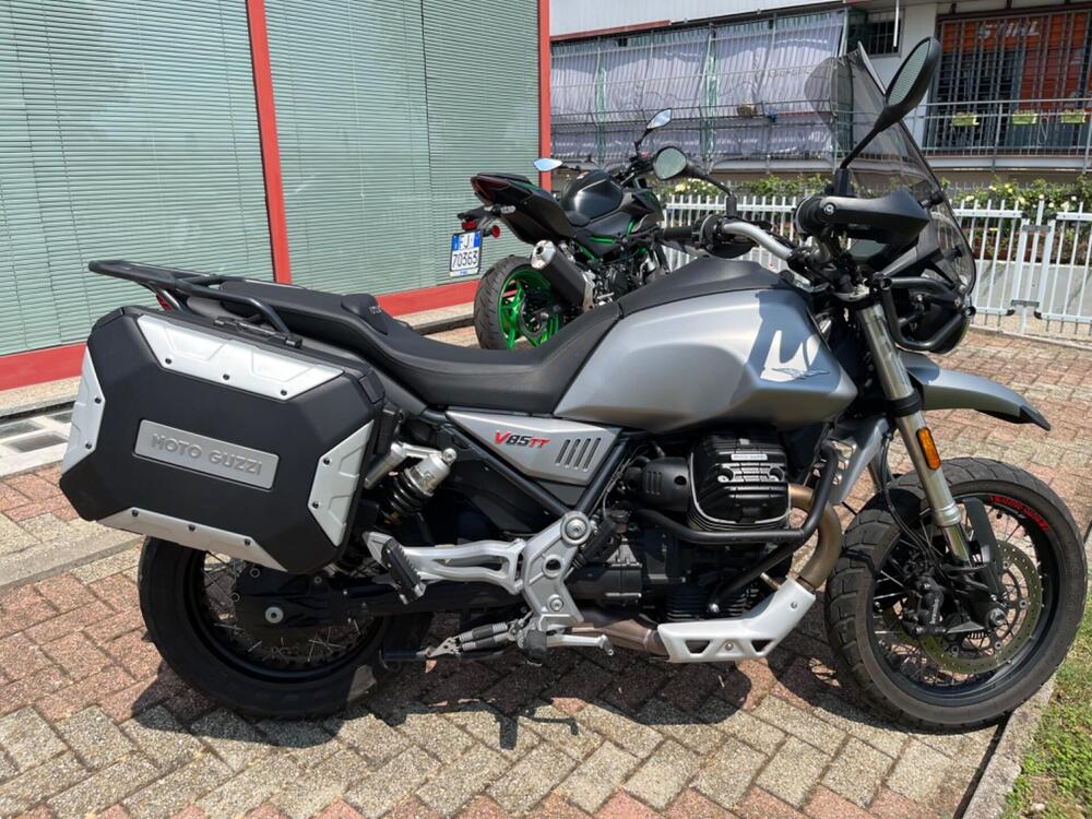 Moto Guzzi V85 TT (2019 - 20)