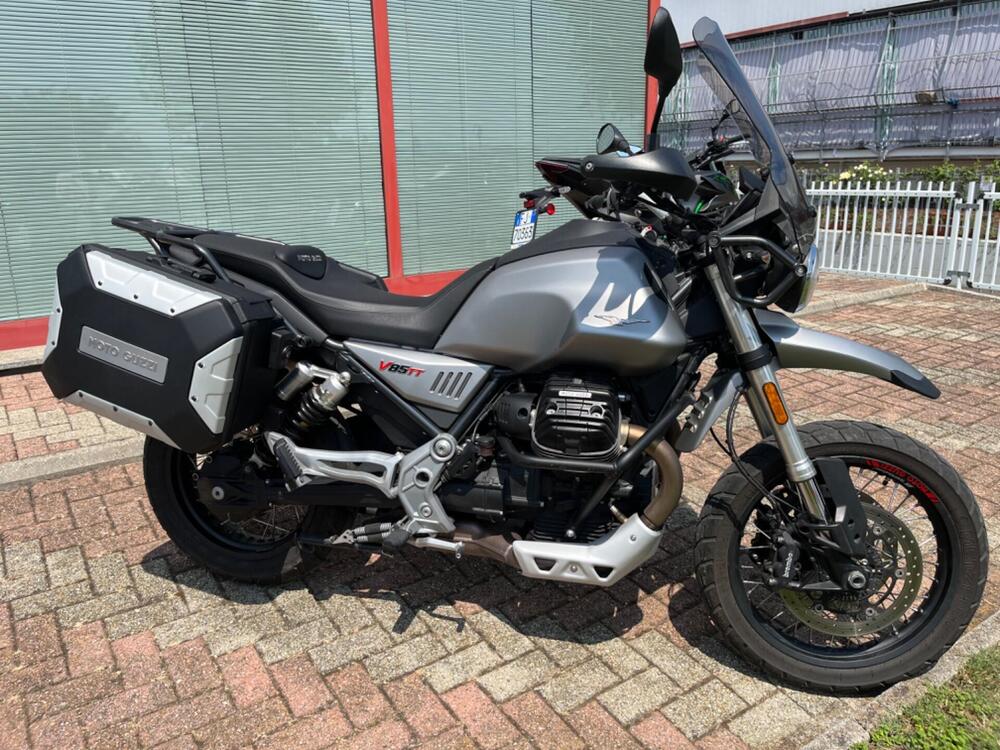 Moto Guzzi V85 TT (2019 - 20) (2)