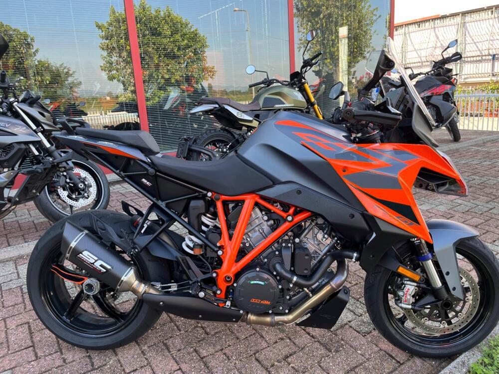 KTM 1290 Super Duke GT (2022 - 24)