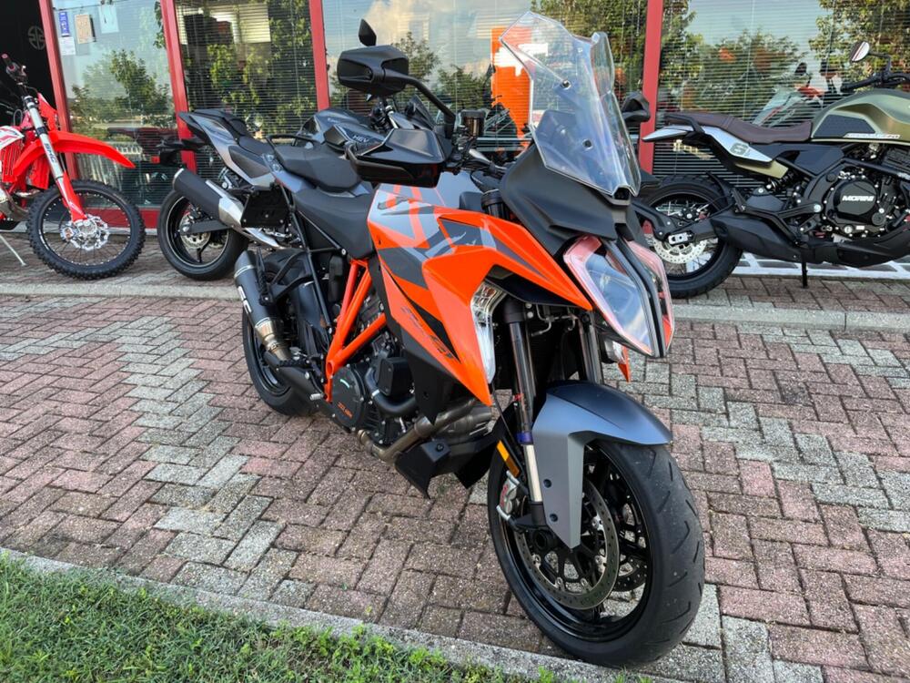 KTM 1290 Super Duke GT (2022 - 24) (3)