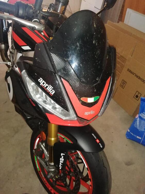 Aprilia Tuono 1100 V4 Factory (2021 - 24) (4)