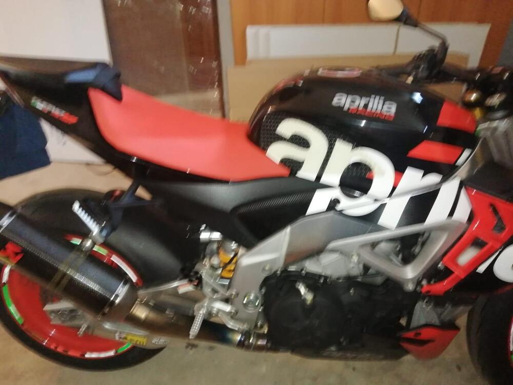 Aprilia Tuono 1100 V4 Factory (2021 - 24) (5)