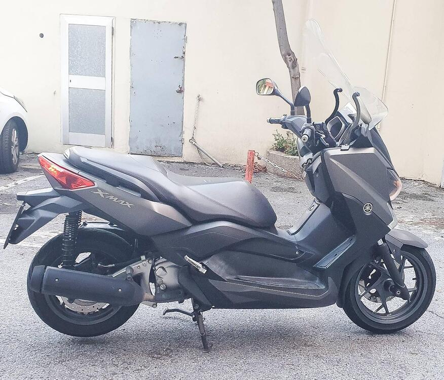 Yamaha X-Max 250 (2014 - 16) (3)