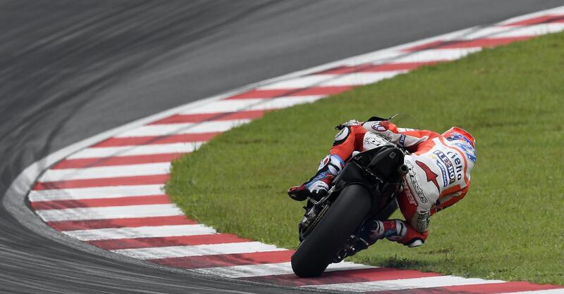 Nessuno guida pi&ugrave; come Casey Stoner. Il perch&eacute; ce lo spiega Marc Marquez