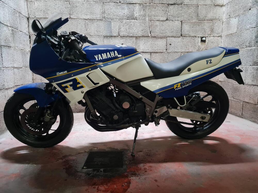 Yamaha Fz 750  (2)