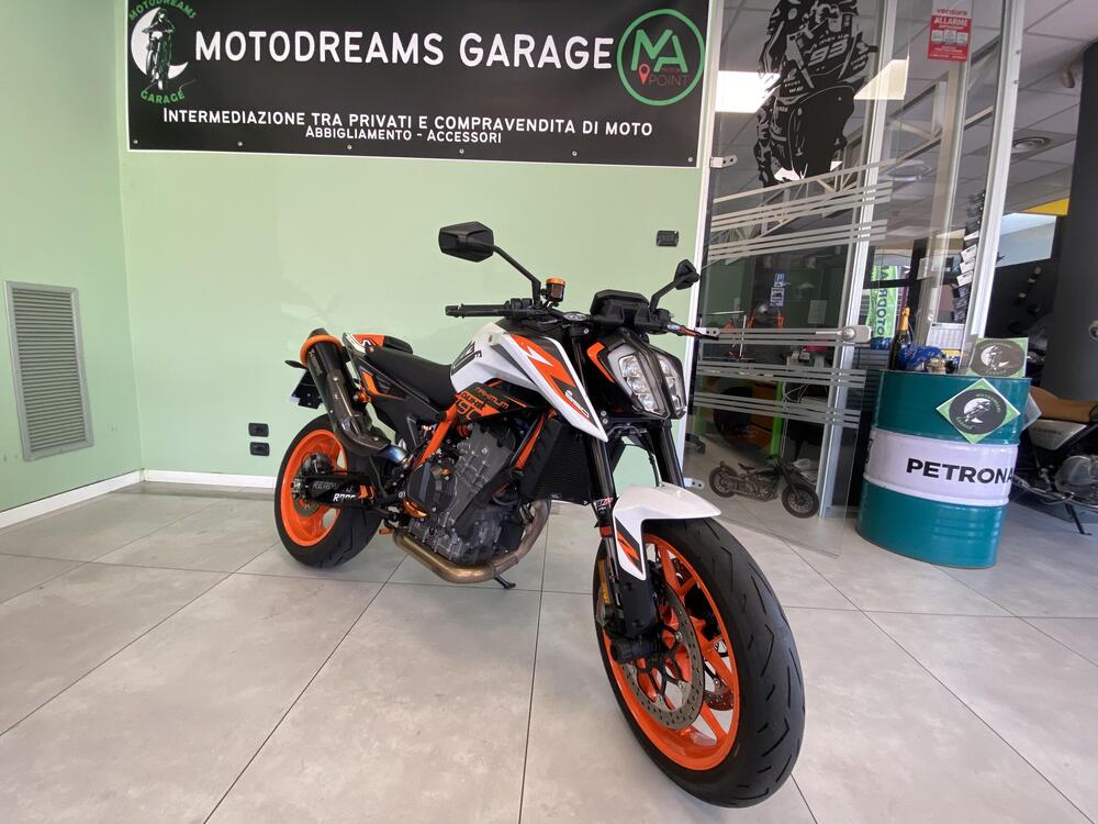 KTM 890 Duke R (2021) (3)