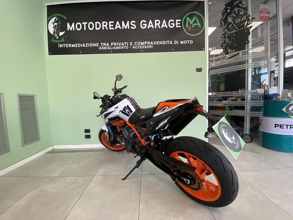 KTM 890 Duke R (2021) (5)