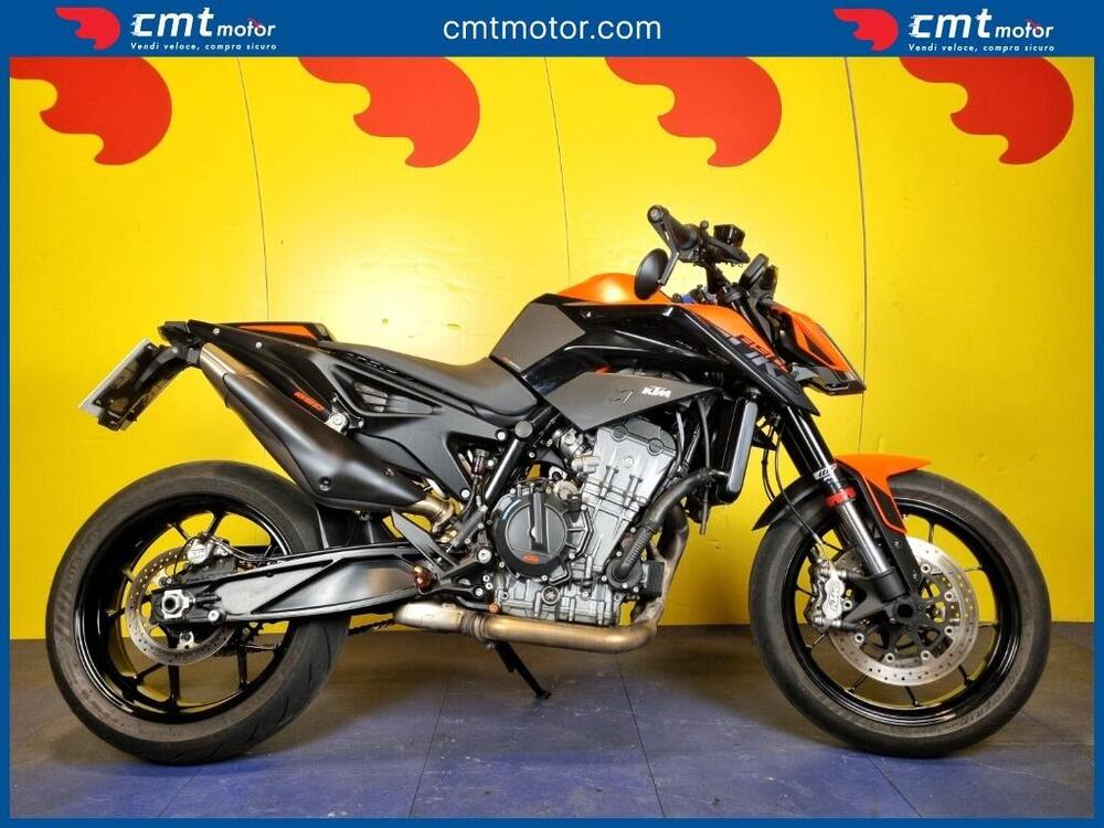 KTM 890 Duke L (2021)