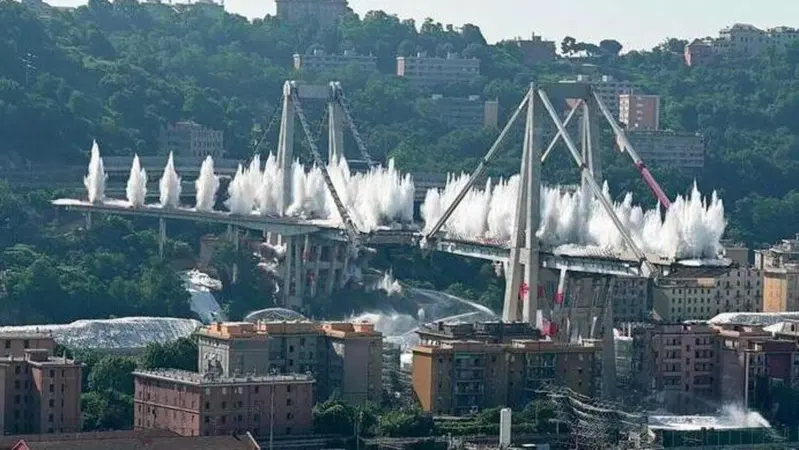 Ponte Morandi, a 6 anni dalla tragedia Genova ricorda le vittime. Sergio Mattarella: "Accertare definitivamente responsabilit&agrave;"