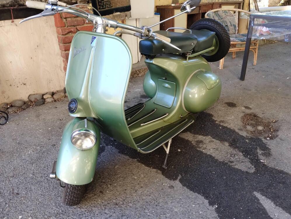 Piaggio Vespa V31T Vacanze Romane faro basso (5)