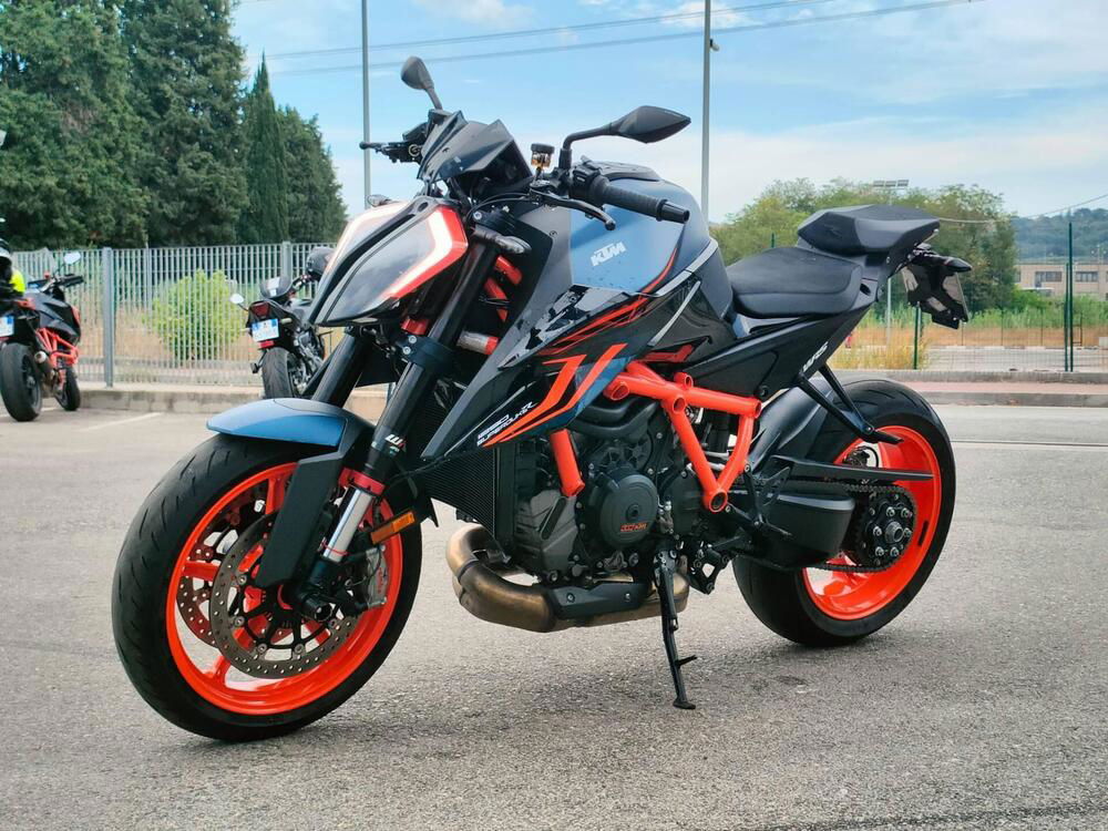 KTM 1290 Super Duke R (2022 - 23) (2)