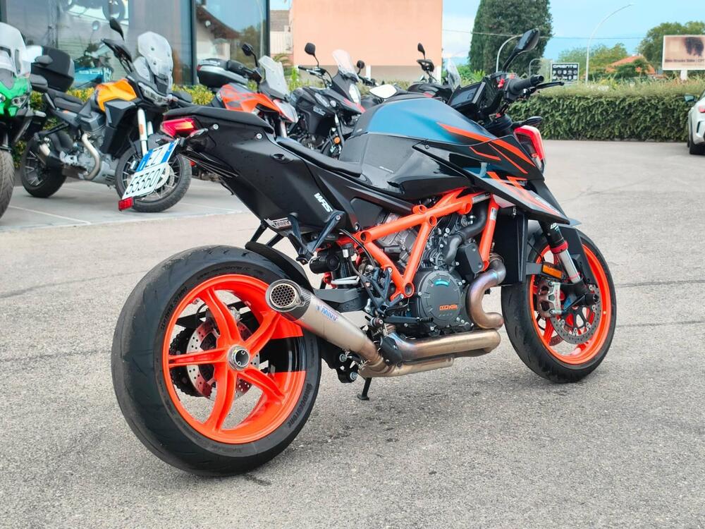 KTM 1290 Super Duke R (2022 - 23) (4)