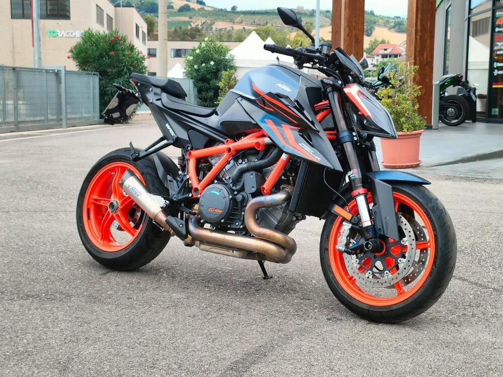 KTM 1290 Super Duke R (2022 - 23) (5)