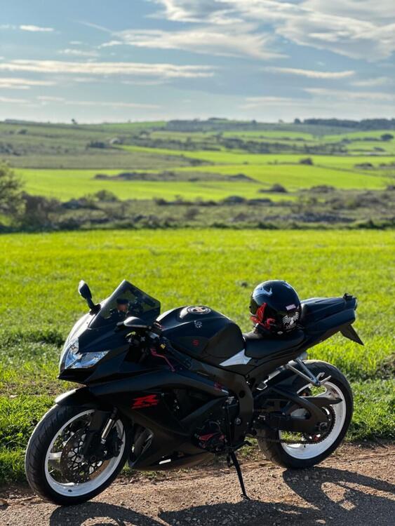 Suzuki GSX R 750 (2008 - 10) (5)