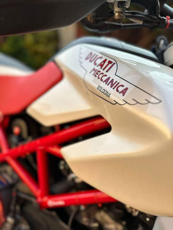 Ducati Hypermotard 1100 (2007 - 09) (4)