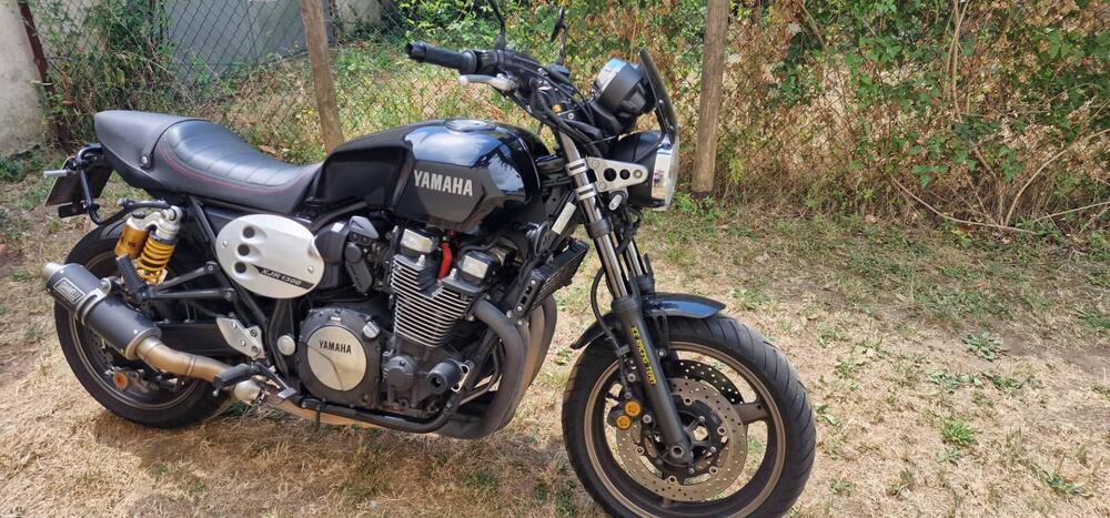 Yamaha XJR 1300 (2015 - 17) (3)