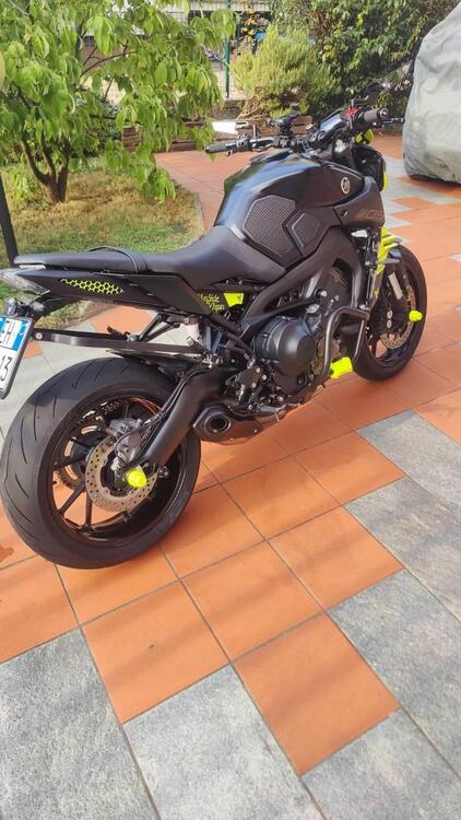 Yamaha MT-09 (2017 - 20) (3)