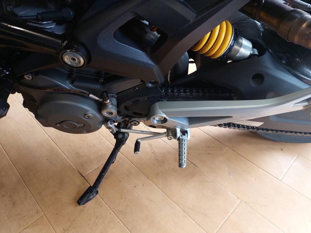 Ducati Monster 696 (2008 - 13) (5)