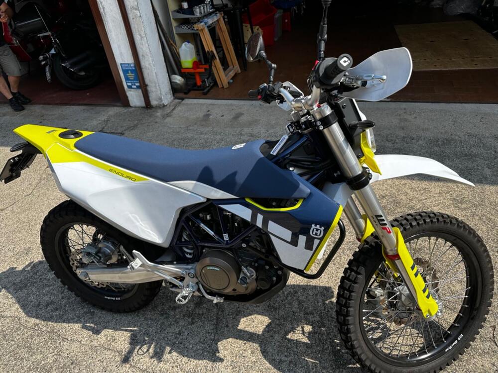 Husqvarna 701 Enduro (2023 - 24) (3)