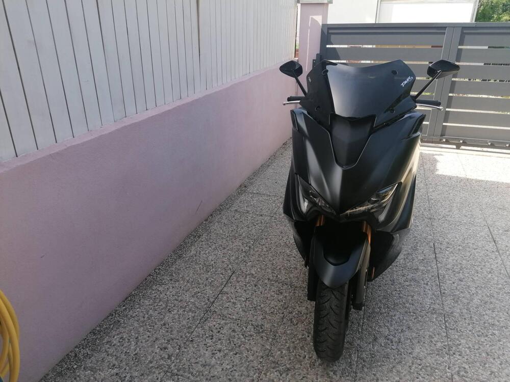 Yamaha T-Max 560 Tech Max (2020) (2)