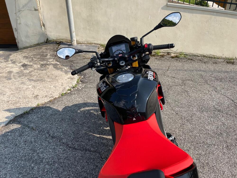 Aprilia Tuono 1100 V4 Factory (2021 - 24) (4)