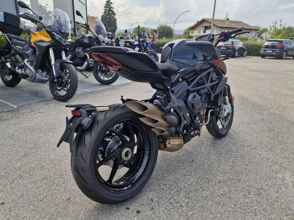 MV Agusta Brutale 800 R (2023 - 24) (5)