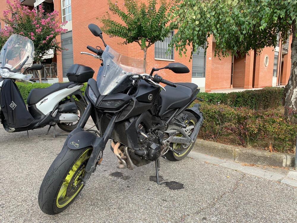 Yamaha MT-09 (2017 - 20) (3)