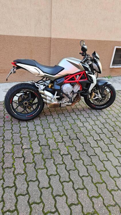 MV Agusta Brutale 800 EAS ABS (2012 - 15) (3)