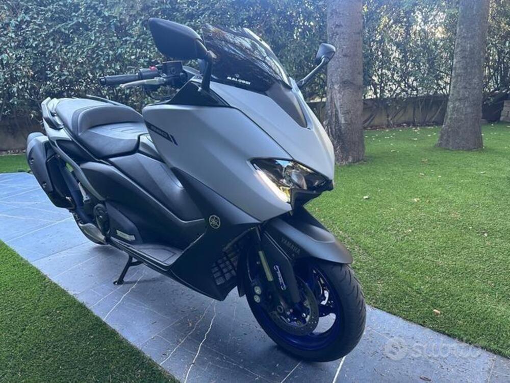 Yamaha T-Max 560 (2022 - 24) (4)