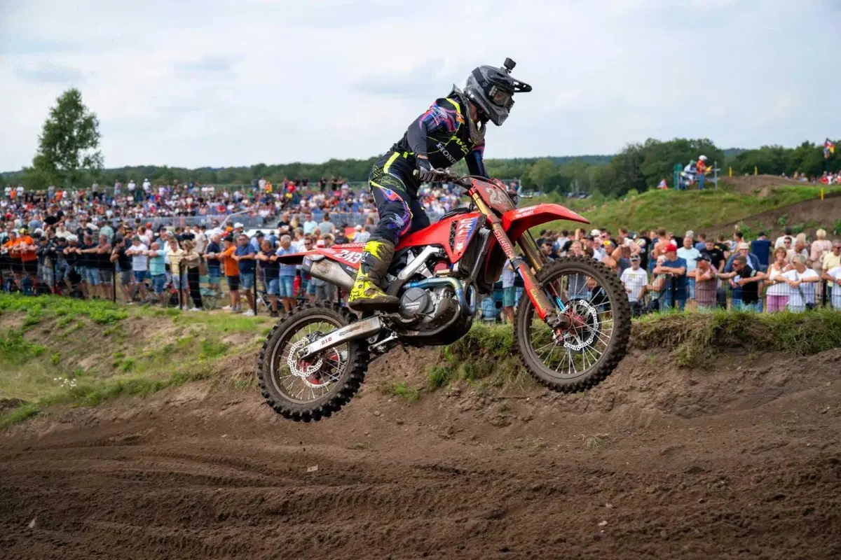MXGP #16. GP Olanda. Travolgente doppietta Herlings, Prado più vicino a Gajser [VIDEO] (18)